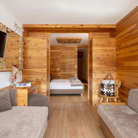 Hotel Dahu مادونا دي كامبيليو المظهر الخارجي الصورة